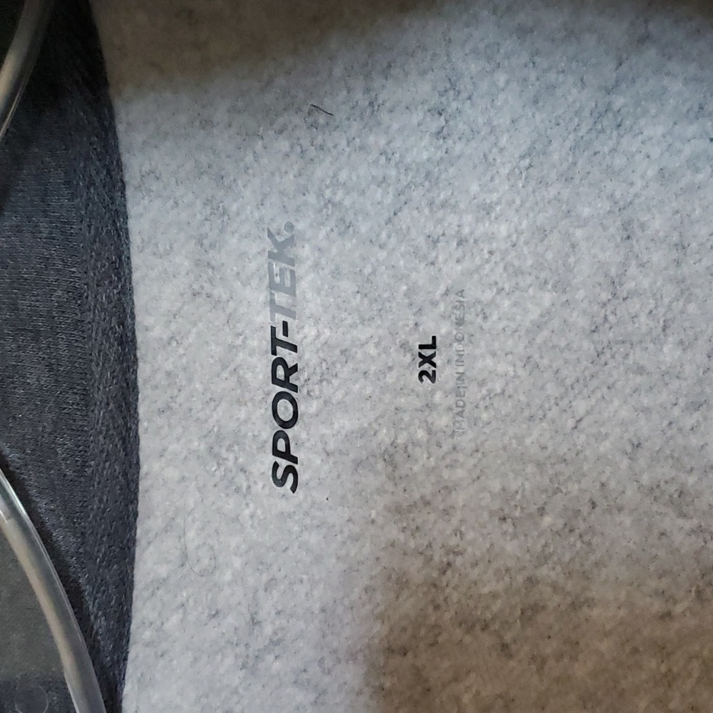 Like New zip pullover - Picture 3 of 4